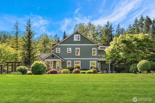 26108 Se 27th St, Sammamish, WA, 98075-9142 | Card Image