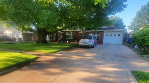 905 W 30th St S, Wichita, KS, 67217-3217 | Card Image
