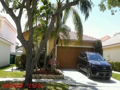 17634 Sw 19th St, House other with 4 bedrooms, 2 bathrooms and null parking in Miramar FL | Image 1