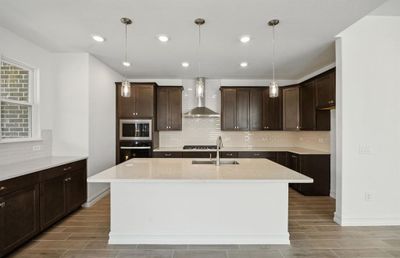 Ample cabinet space in kitchen*real home pictured | Image 3