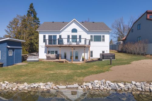 1931 Woods Bay Rd, Severn, ON, L3V0V7 | Card Image