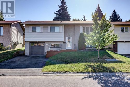 224 Third Ave, House with 3 bedrooms, 2 bathrooms and null parking in Sudbury ON | Card Image