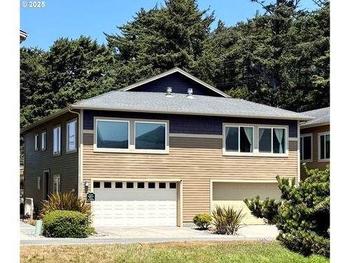 29045 Vizcaino Ct, Gold Beach, OR, 97444 | Card Image