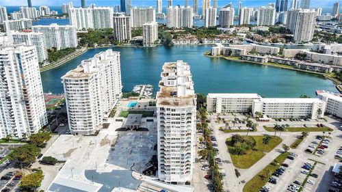 apt-801-18051 Biscayne Blvd, Aventura, FL, 33160-5261 | Card Image