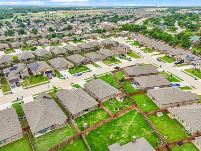 609 Autumn Ave, House other with 3 bedrooms, 2 bathrooms and null parking in Justin TX | Image 33