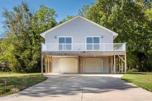 702 Muddy Creek Rd, Hertford, NC, 27944-8046 | Card Image