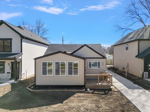 2138 Almont St, Ferndale, MI, 48220-1581 | Card Image