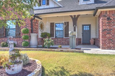 14202 N 54th East Avenue, House other with 4 bedrooms, 2 bathrooms and null parking in Collinsville OK | Image 3