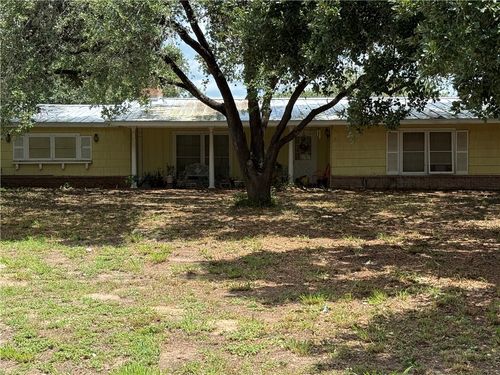 612 Taylor Rd, Falfurrias, TX, 78355-4622 | Card Image