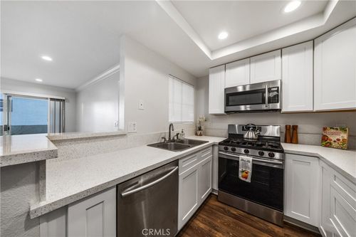 unit-6k-16377 Lakeshore Dr, Lake Elsinore, CA, 92530-5009 | Card Image