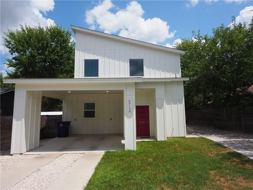 a-6913 Providence Ave, Austin, TX, 78752-3218 | Card Image
