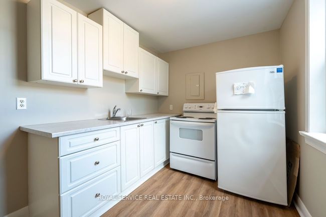 3 - 33 Brook Rd S, Home with 1 bedrooms, 1 bathrooms and 1 parking in Cobourg ON | Image 8