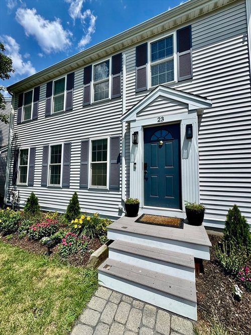 23-23 White St, Plymouth, MA, 02360-5960 | Card Image