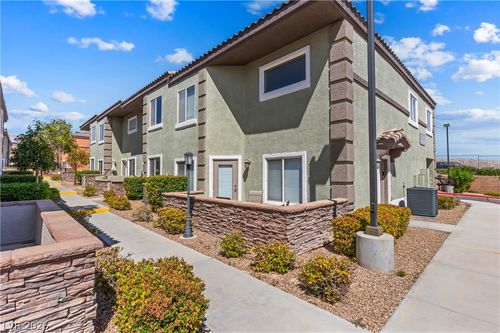 10535 Hedge View Ave, Las Vegas, NV, 89129-3318 | Card Image