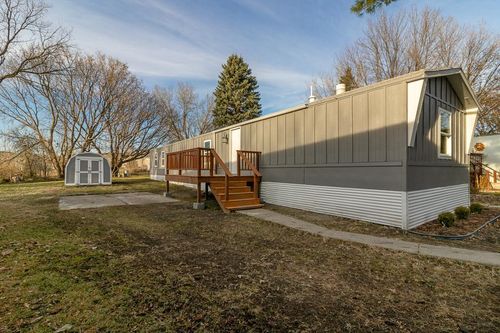 706 Southhaven Dr, Mankato, MN, 56001-4190 | Card Image