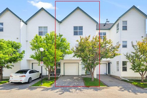 3-200 Hidden Hills Terr Nw, Calgary, AB, T3A6E8 | Card Image