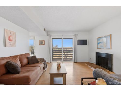 302h-3121 S Tamarac Dr, Denver, CO, 80231-7171 | Card Image