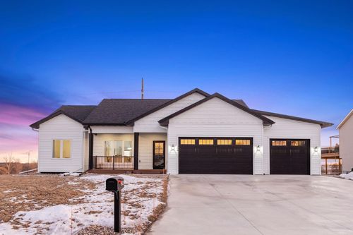 204 Highview Dr, Dassel, MN, 55325-4512 | Card Image