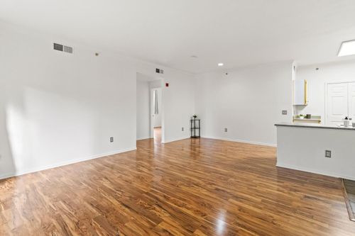 apt-1518-701 Gibson Dr, Roseville, CA, 95678-5742 | Card Image