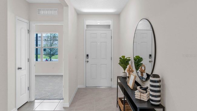 5206 Orchard Oriole Loop, House other with 3 bedrooms, 2 bathrooms and null parking in Bartow FL | Image 4