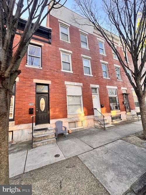228 N Kenwood Ave, BALTIMORE, MD, 21224-1208 | Card Image