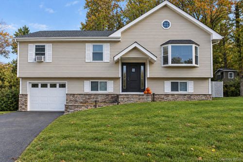 234 Lime Kiln Road, East Fishkill, NY, 12533 | Card Image