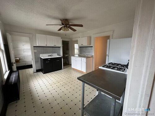 22 Donahue Pl, Torrington, CT, 06790-5422 | Card Image