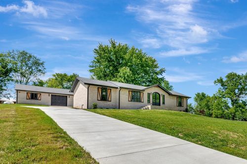 120 E Boiling Springs Rd, Portland, TN, 37148-5351 | Card Image