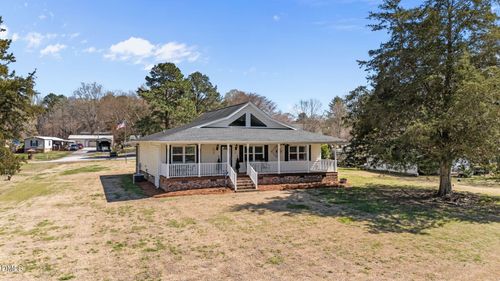 35 Hummingbird Ln, Henderson, NC, 27537-6169 | Card Image