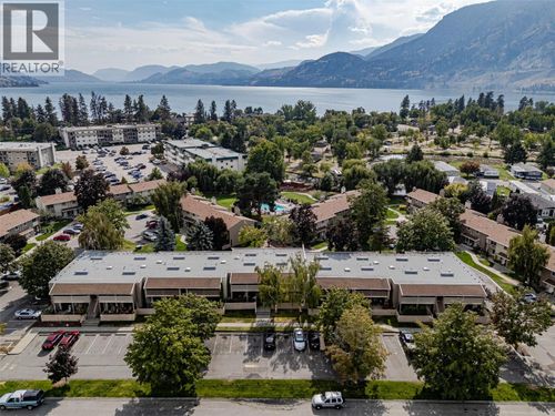60-310 Yorkton Ave, Penticton, BC, V2A6Z8 | Card Image