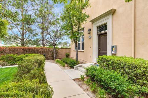 unit-106-4460 Owens St, Corona, CA, 92883-0836 | Card Image