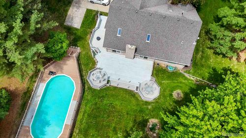 1600 Dorn Dr, Addison Township, MI, 48367-2628 | Card Image