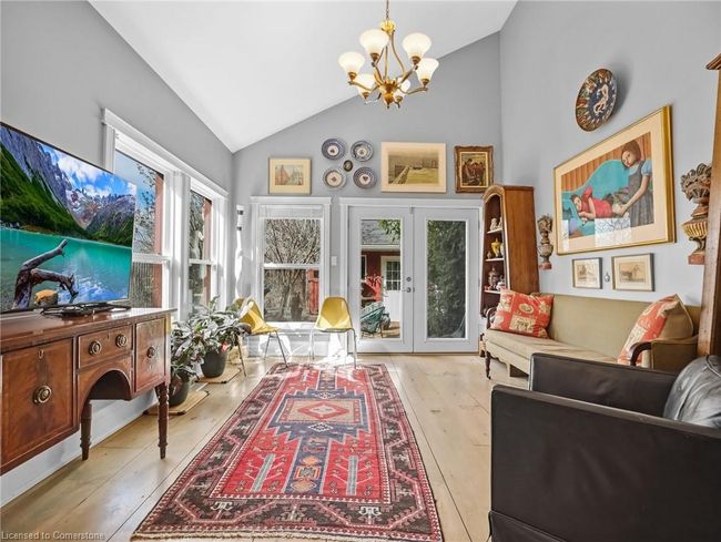 80 Ferrie St W, House other with 2 bedrooms, 2 bathrooms and 1 parking in Hamilton ON | Image 17