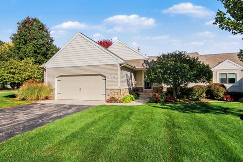 7394 Rock Canyon Dr, Byron Center, MI, 49315-8033 | Card Image