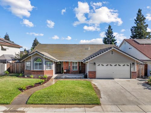728 Vermeulen Drive, Ripon, CA, 95366 | Card Image