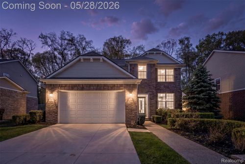 7810 N Central Park, Shelby Township, MI, 48317-6382 | Card Image