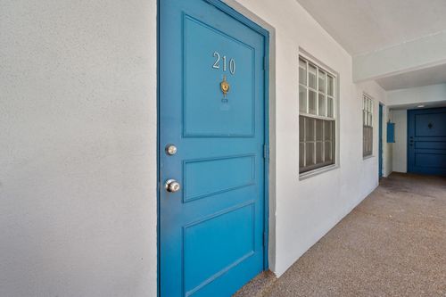 210-1407 Ne 56th Street, Fort Lauderdale, FL, 33334 | Card Image