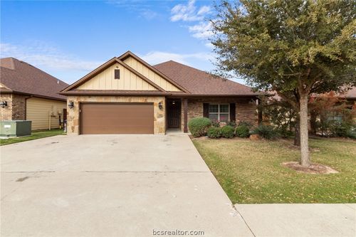 422 Momma Bear Dr, College Station, TX, 77845-2454 | Card Image