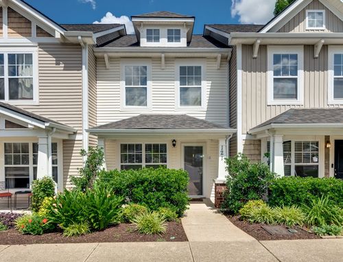 121 Shadow Glen Dr, Nashville, TN, 37211-7398 | Card Image