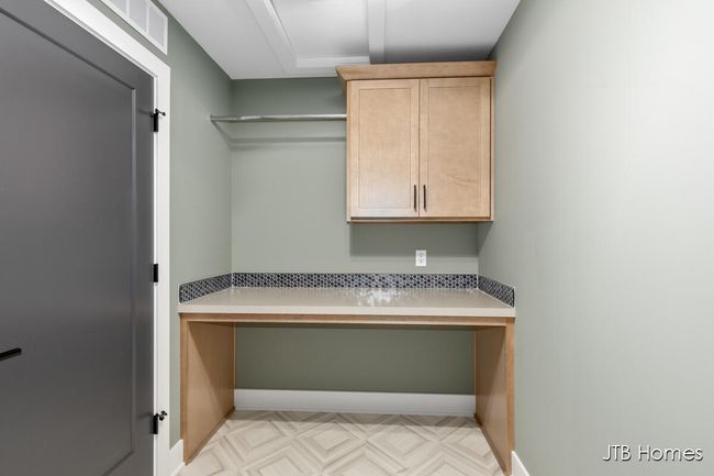 5899 Valley Point Dr Se, House other with 4 bedrooms, 3 bathrooms and null parking in Caledonia MI | Image 28