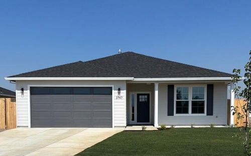 3747 Ford Dr, Medford, OR, 97504-4140 | Card Image
