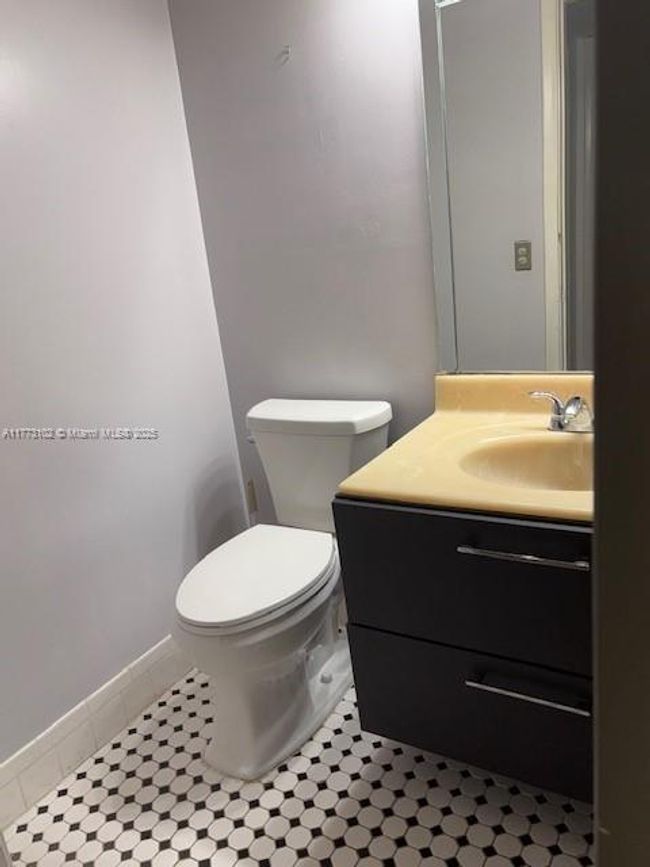 APT-105C - 1401 Sw 134 Th Way, Condo with 2 bedrooms, 2 bathrooms and null parking in Pembroke Pines FL | Image 14