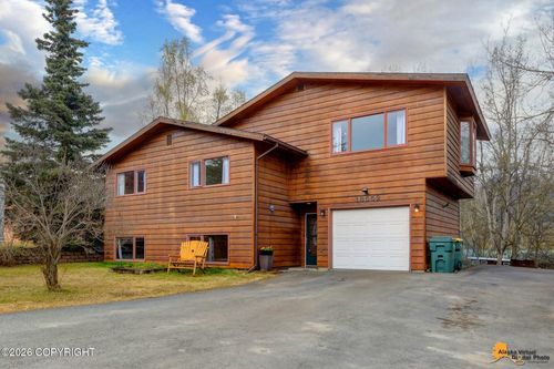 18552 Twenty Grand Rd, Eagle River, AK, 99577-8331 | Card Image
