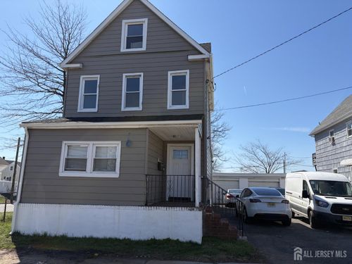 15 Fitch St, Carteret, NJ, 07008-3200 | Card Image