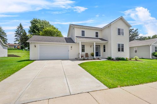 450 Highview Ln, Columbus, WI, 53925-1911 | Card Image