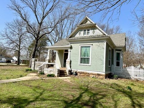 349 S Foreman St, Vinita, OK, 74301-4121 | Card Image