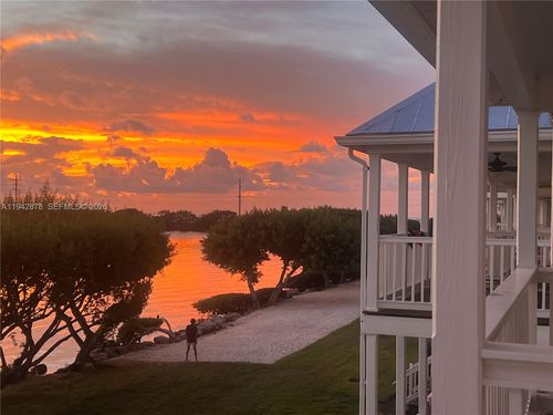 5017 Sunset Village Dr, MARATHON, FL, 33050 | Card Image