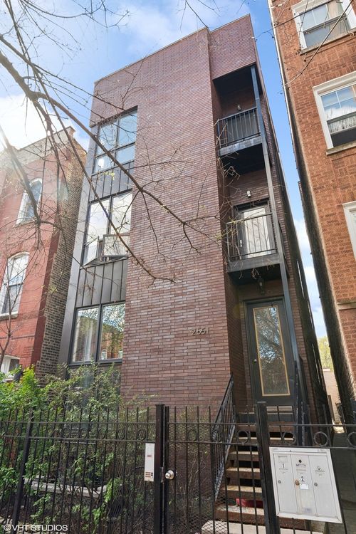 2-2651 W Haddon Ave, Chicago, IL, 60622-3432 | Card Image