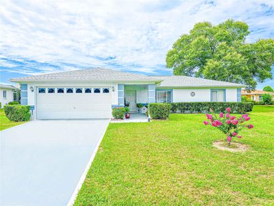 9866 Sw 59th Circle, House other with 3 bedrooms, 2 bathrooms and null parking in Ocala FL | Image 1