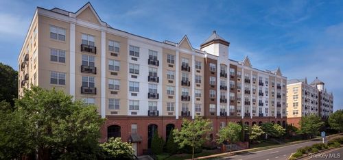 s1212-1100 Avalon Street, Glen Cove, NY, 11542 | Card Image